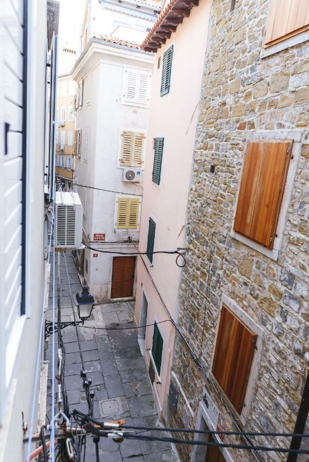 Apartment Martin Pirano Esterno foto